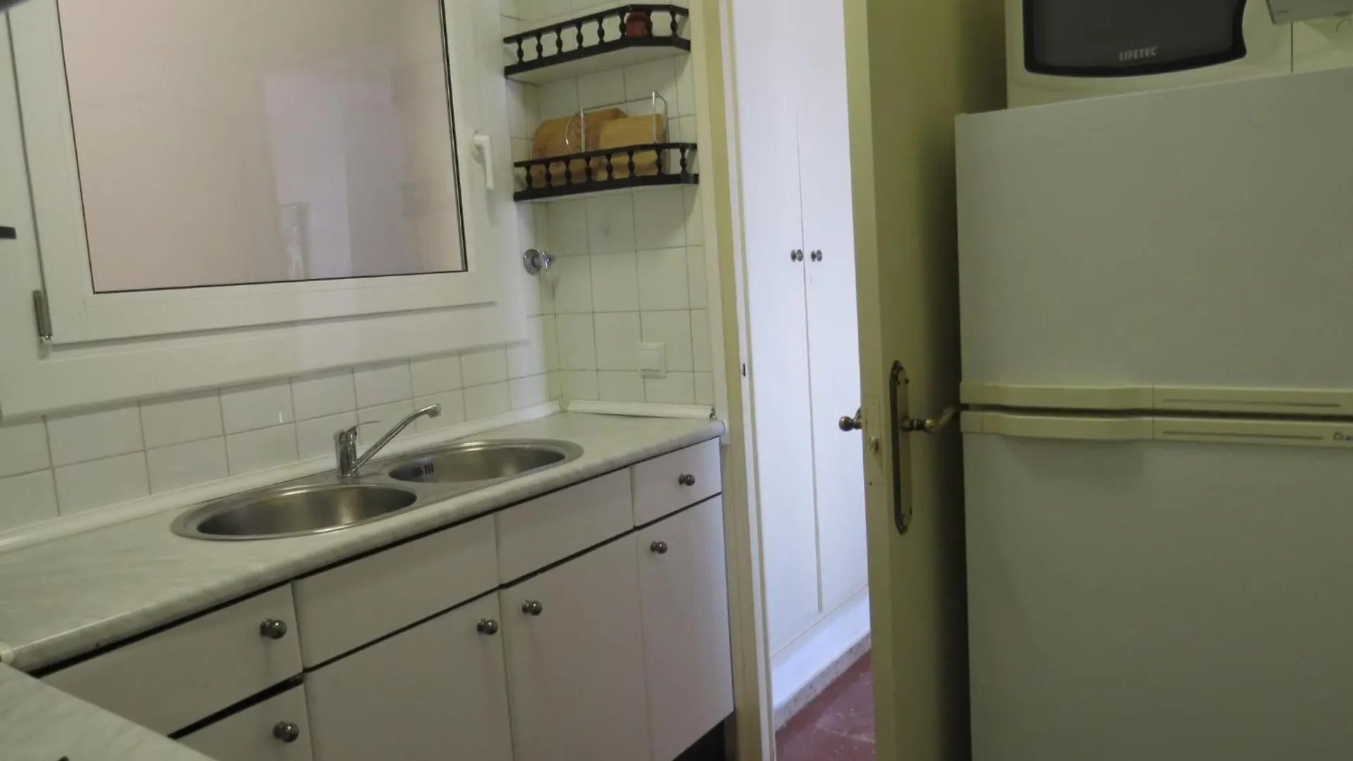 Blaumar Apartment Roses Spain