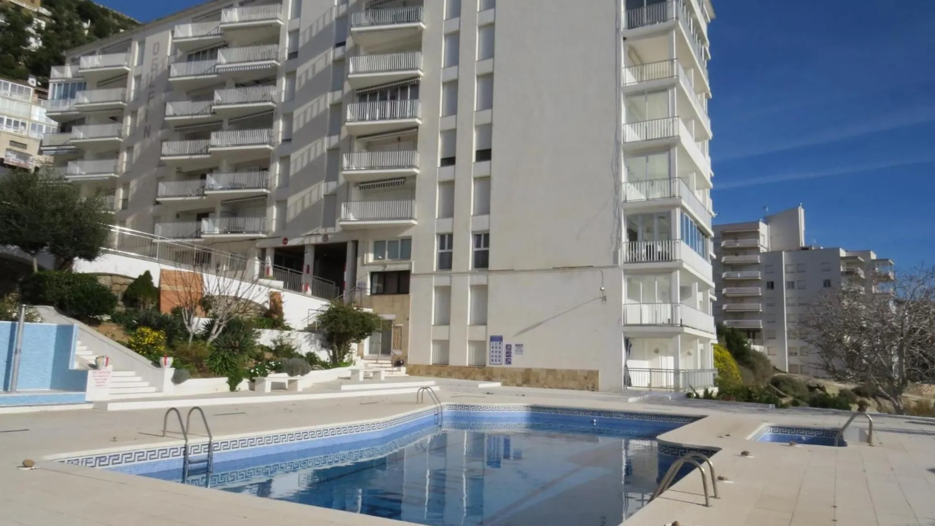 Blaumar Apartment Roses