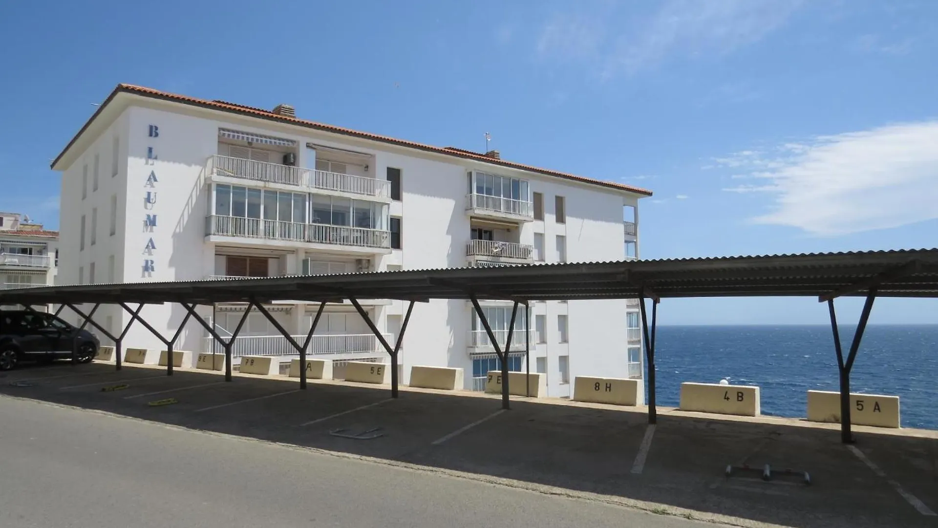 Blaumar Apartment Roses Spain